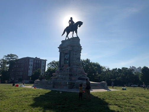 The Lee Monument on the morning (June 3, 2020) that Governor Ralph Northam ordered it removed. (Matt Demlein, WRVA)