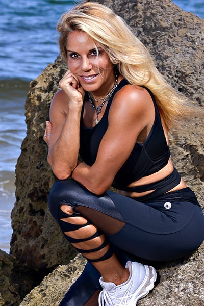 Linzi Martinez