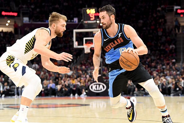 Kevin Love drives to the basket against the Pacers.