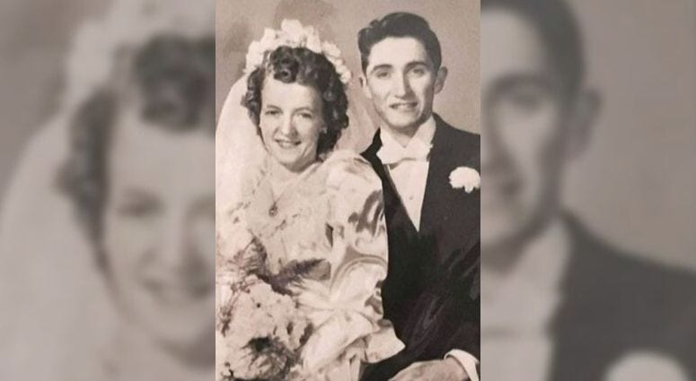 Wedding photo of Ilaine Murray and Elias Maxwell.