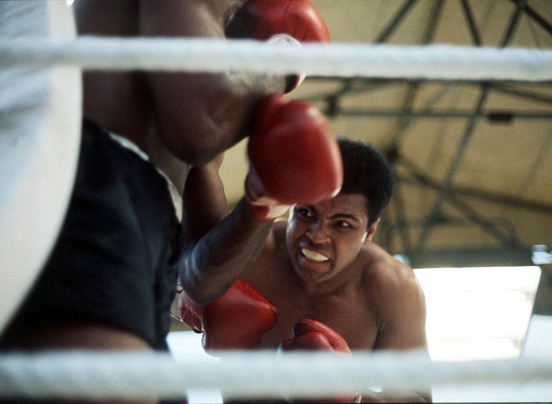 Muhammad-Ali-GettyImages-1527123.jpg