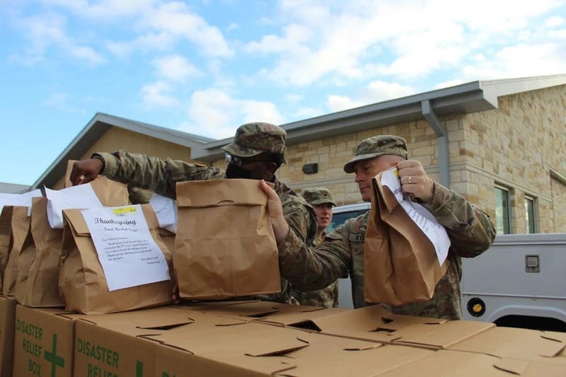Nearly 600 Fort Hood families benefit from annual turkey dinner event