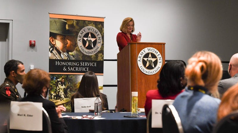 Army secretary highlights female trailblazers in leadership symposium