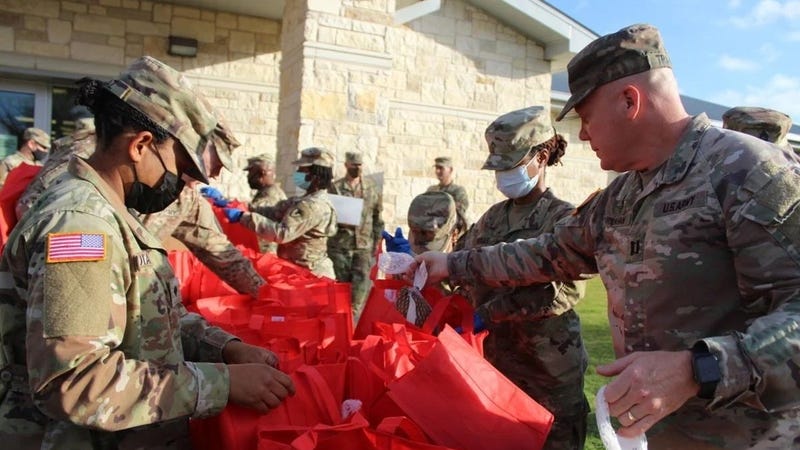 Nearly 600 Fort Hood families benefit from annual turkey dinner event