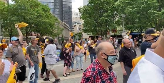 Penguins Rally