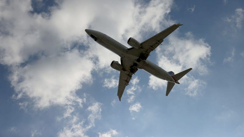 An American Airlines Boeing 787-9 Dreamliner approaches for a landing at the Miami International Airport on December 10, 2021 in Miami, Florida.