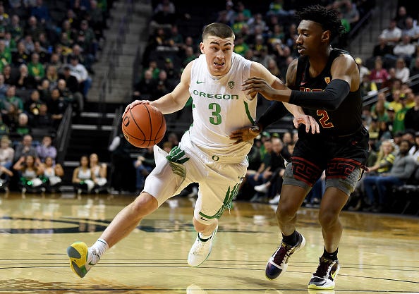Oregon's Payton Pritchard drives to the hoop