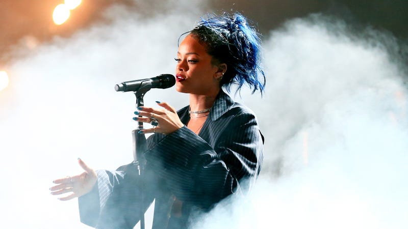 Will Rihanna perform during the Super Bowl Halftime Show?