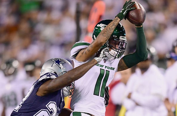 Robby Anderson makes a catch against the Cowboys in Week 6.