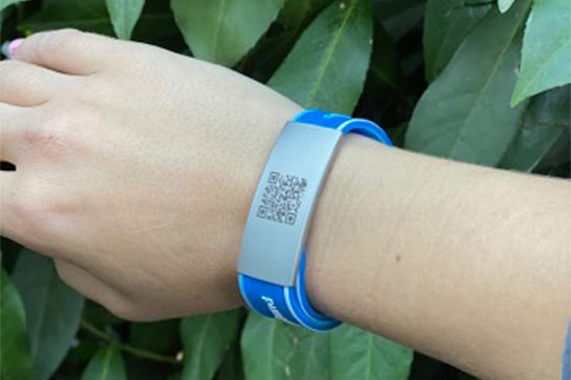 bracelet