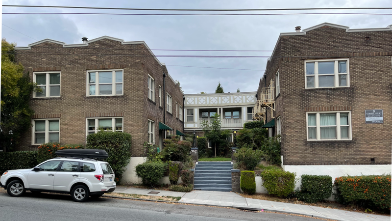 Apartment building from Singles