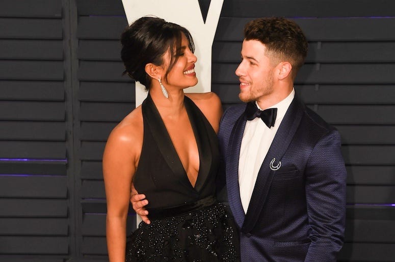 Priyanka Chopra, Nick Jonas, Red Carpet, Vanity Fair Oscar Party, 2019