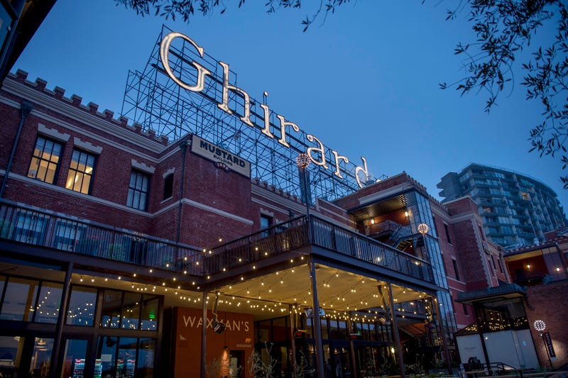Ghirardelli Square sign