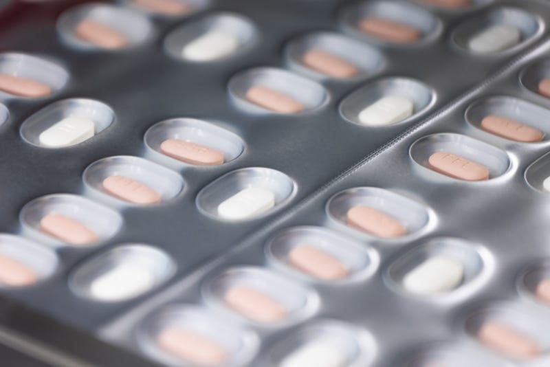 24 May 2022, Baden-Wuerttemberg, Freiburg im Breisgau: Tablets of the drug Paxlovid for the treatment of Covid-19 pass through a packaging line in a building owned by Pfizer. The facility is designed to enable an automated production process of drugs, including antiviral tablets against Covid-19. Photo: Philipp von Ditfurth/dpa/Sipa USA