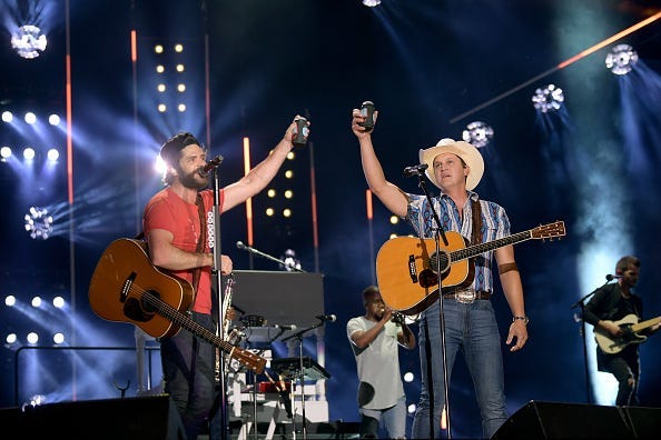 Thomas Rhett, Jon Pardi, Music Video, Beer, Beach, Sunshine