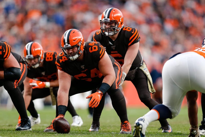Browns center J.C. Tretter and quarterback Baker Mayfield