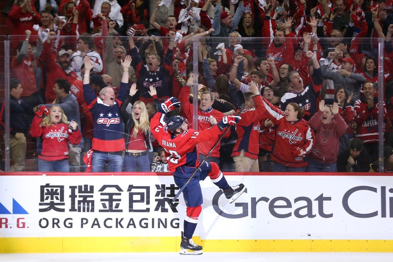 Jakub_Vrana_Game_5_Goal_Pittsburgh
