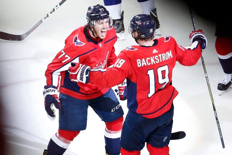 TJ_Oshie_Goal_Capitals_Lightning_Game_6