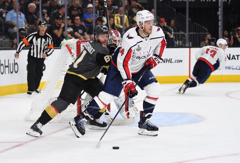 John_Carlson_Capitals_Golden Knights_Game 1