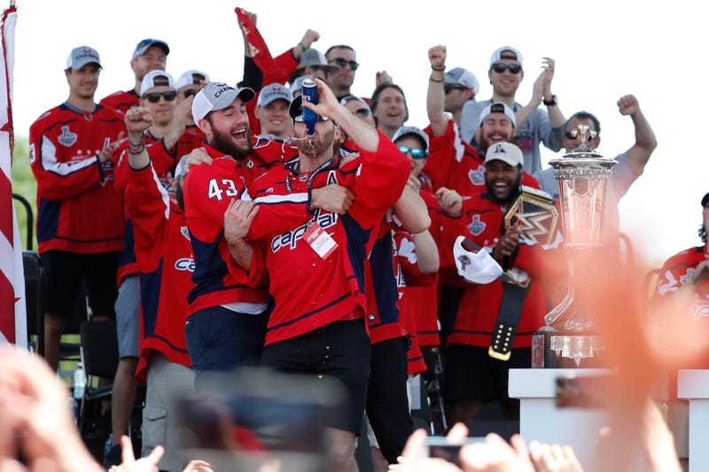 Brooks_Orpik_Stanley_Cup_Parade