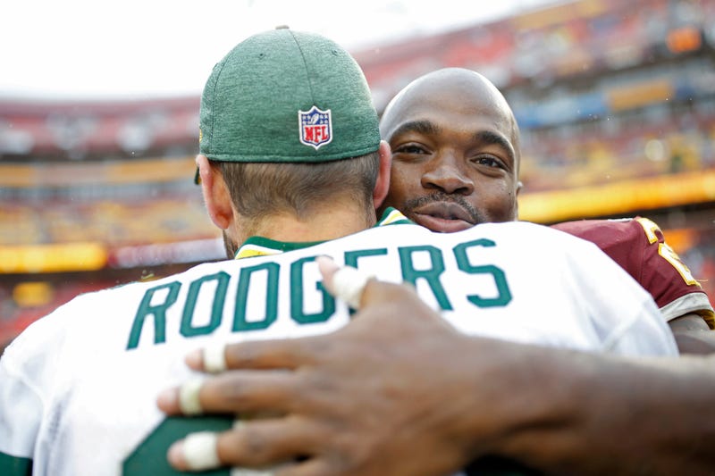 Adrian_Peterson_Aaron_Rodgers
