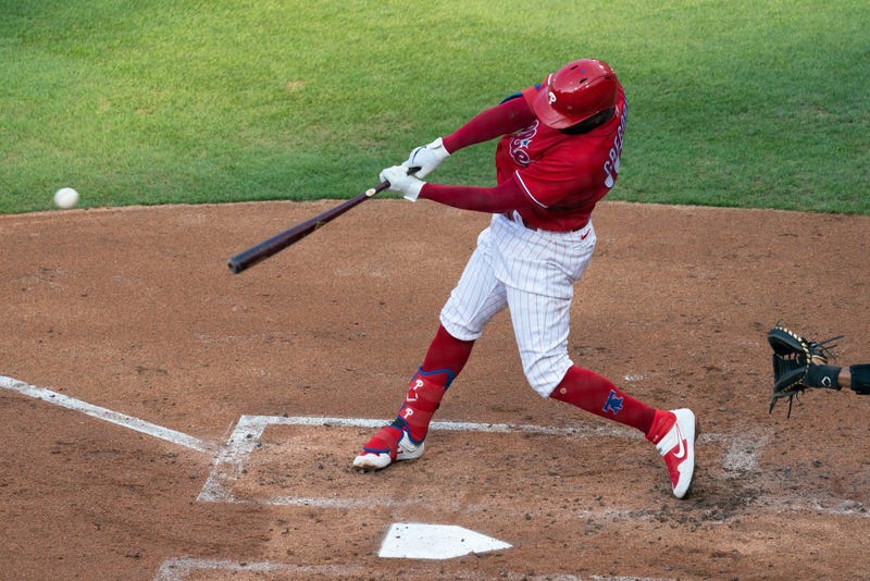 Philadelphia Phillies shortstop Didi Gregorius (18)