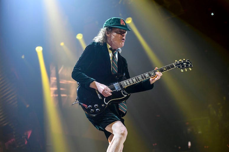 Angus Young, ACDC, Concert, Guitar, Solo, 2016