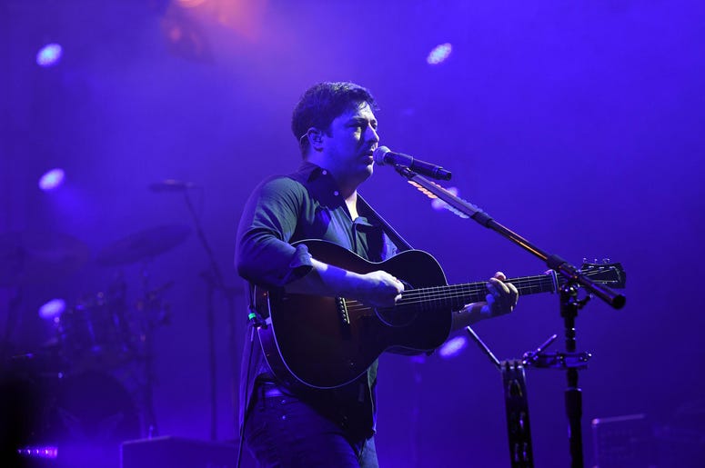 Marcus Mumford of Mumford & Sons performs at American Airlines Arena Marcus Mumford of Mumford & Sons performs at American Airlines Arena