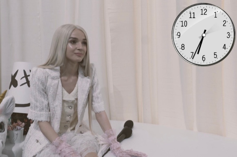 Poppy waits for Marshmello Poppy waits for Marshmello