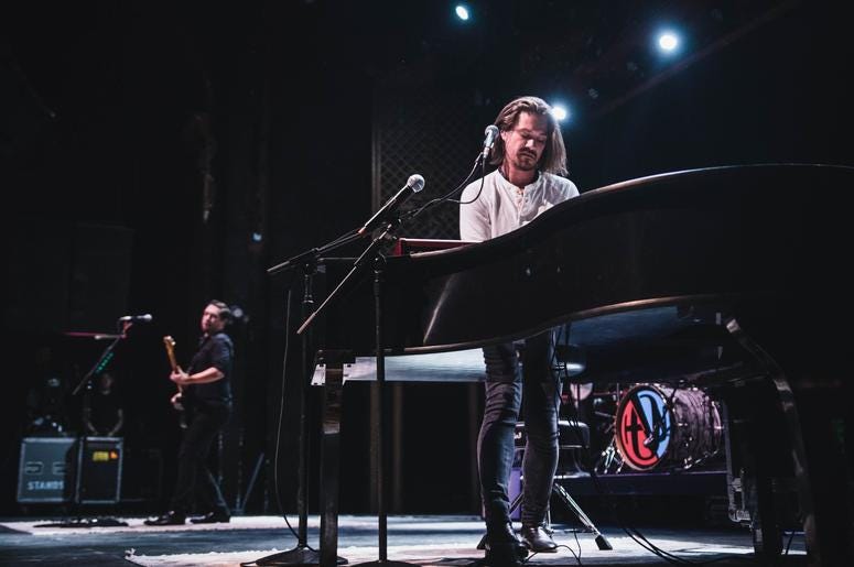 Alice In Winterland Featuring Hanson