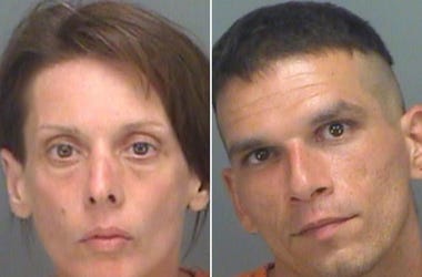 FL couple did sex in car on busy road