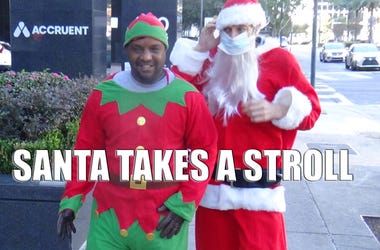 santa stroll