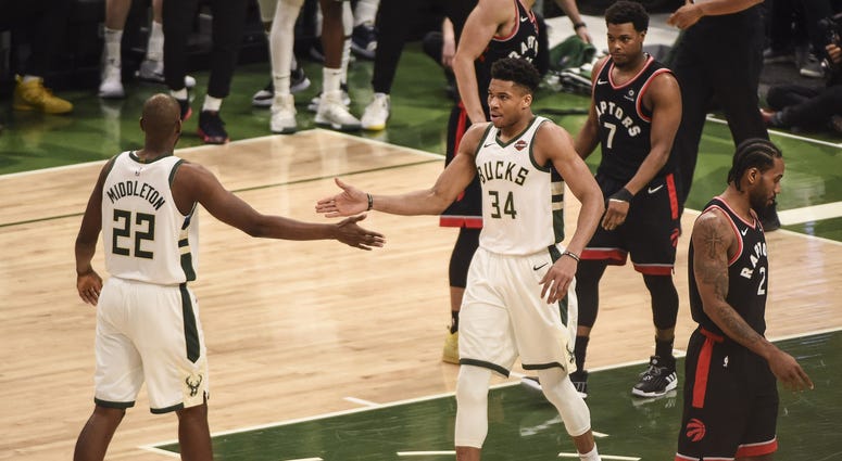 Giannis and Khris