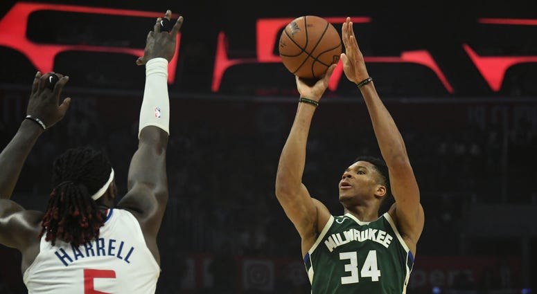 Giannis Antetokounmpo leads the Bucks over the Clippers