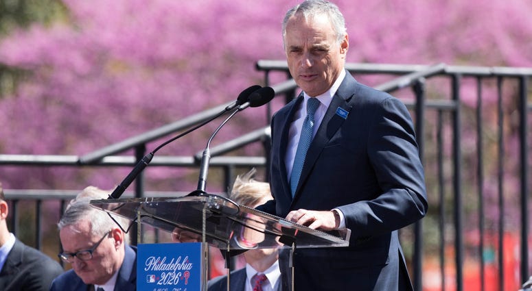 rob manfred, MLB