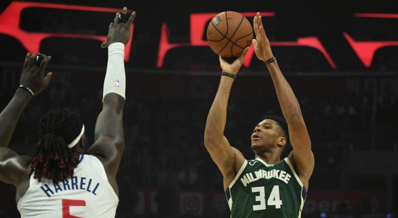 Giannis Antetokounmpo leads the Bucks over the Clippers