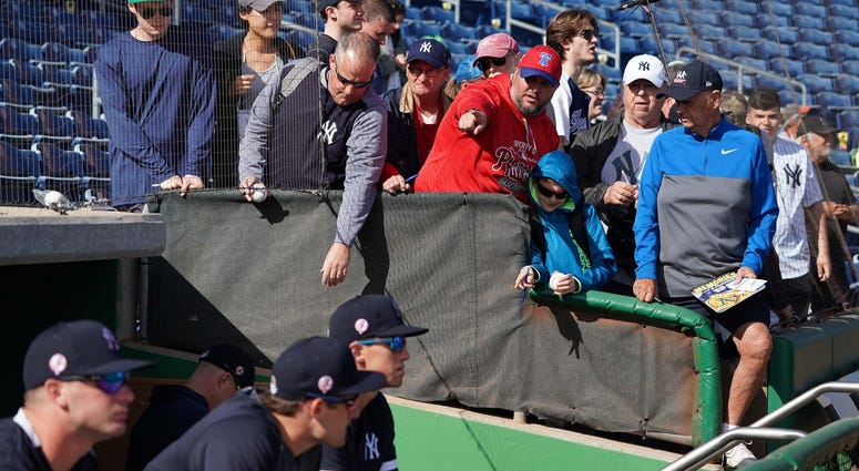 Yankees Phillies