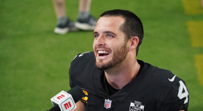 Derek Carr Raiders