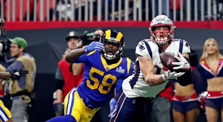 Rob Gronkowski Patriots Rams Super Bowl