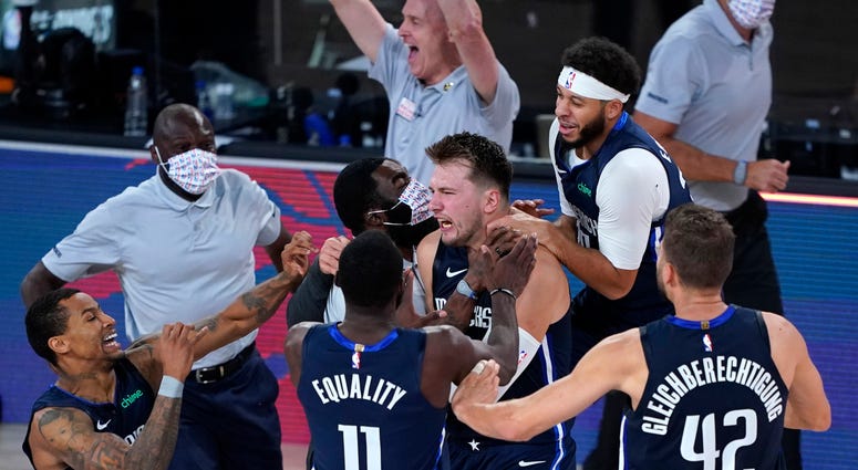 Luka Doncic Mavericks Clippers