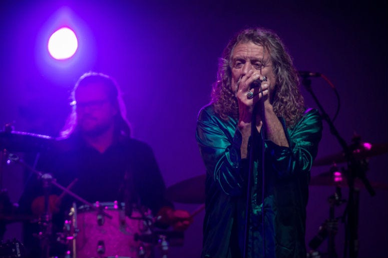 Robert Plant plays an outdoor live concert as ROBERT PLANT AND THE SENSATIONAL SPACE SHIFTERS Robert Plant plays an outdoor live concert as ROBERT PLANT AND THE SENSATIONAL SPACE SHIFTERS