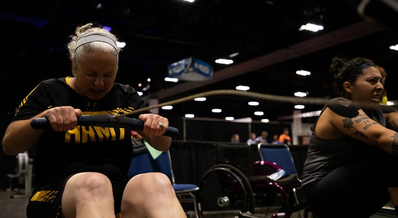 U.S. Army 1st Sgt. Cinnamon Wright competes in the rowing competion U.S. Army 1st Sgt. Cinnamon Wright competes in the rowing competion