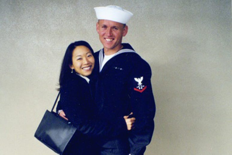 Navy SEAL Matthew Axelson and his wife, Cindy. NavySEALMatthewAxelson