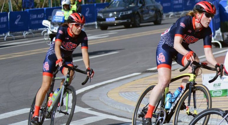 All-female cyclist team competes in China
