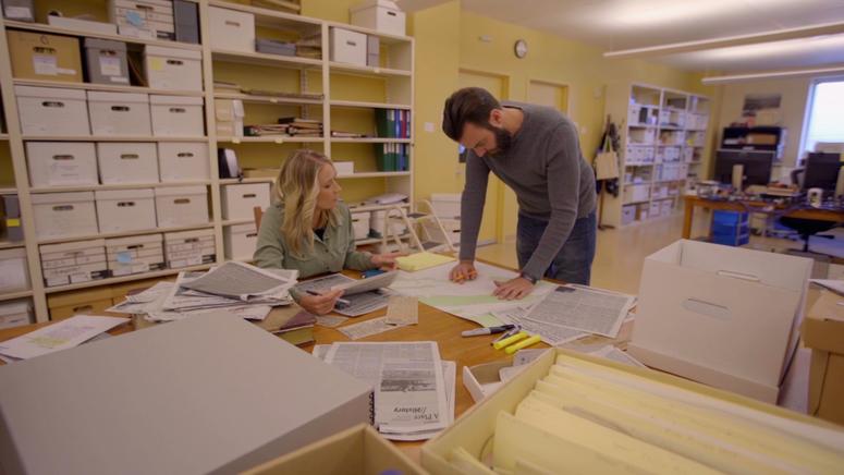Nick Karnaze investigates UFO sightings on Discovery Channel's new show Contact Nick Karnaze investigates UFO sightings on Discovery Channel's new show Contact