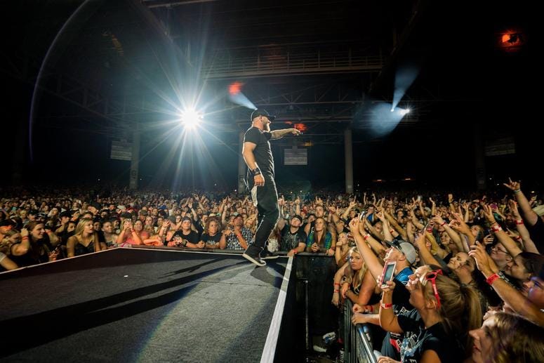 Brantley Gilbert performs ruing his "The Ones That Like Me" tour.