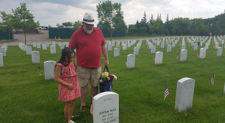 The Memorial Flowers Foundation brings blooms to Arlington National Cemetery graves. MemorialDayFlowers