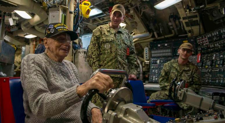 World War II Veteran Visits USS Pennsylvania