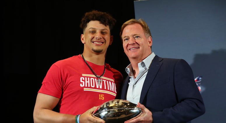 Patrick Mahomes and Roger Goodell