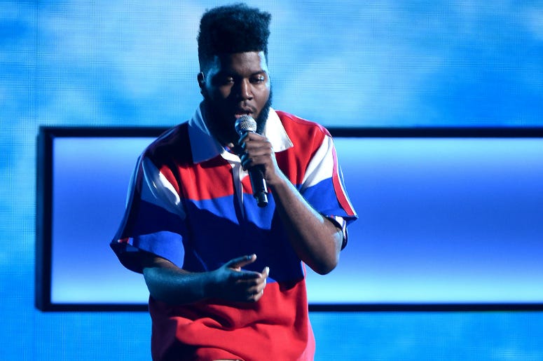 Khalid performs at the 2017 American Music Awards at Microsoft Theater on November 19, 2017 in Los Angeles, California. Khalid performs at the 2017 American Music Awards at Microsoft Theater on November 19, 2017 in Los Angeles, California.